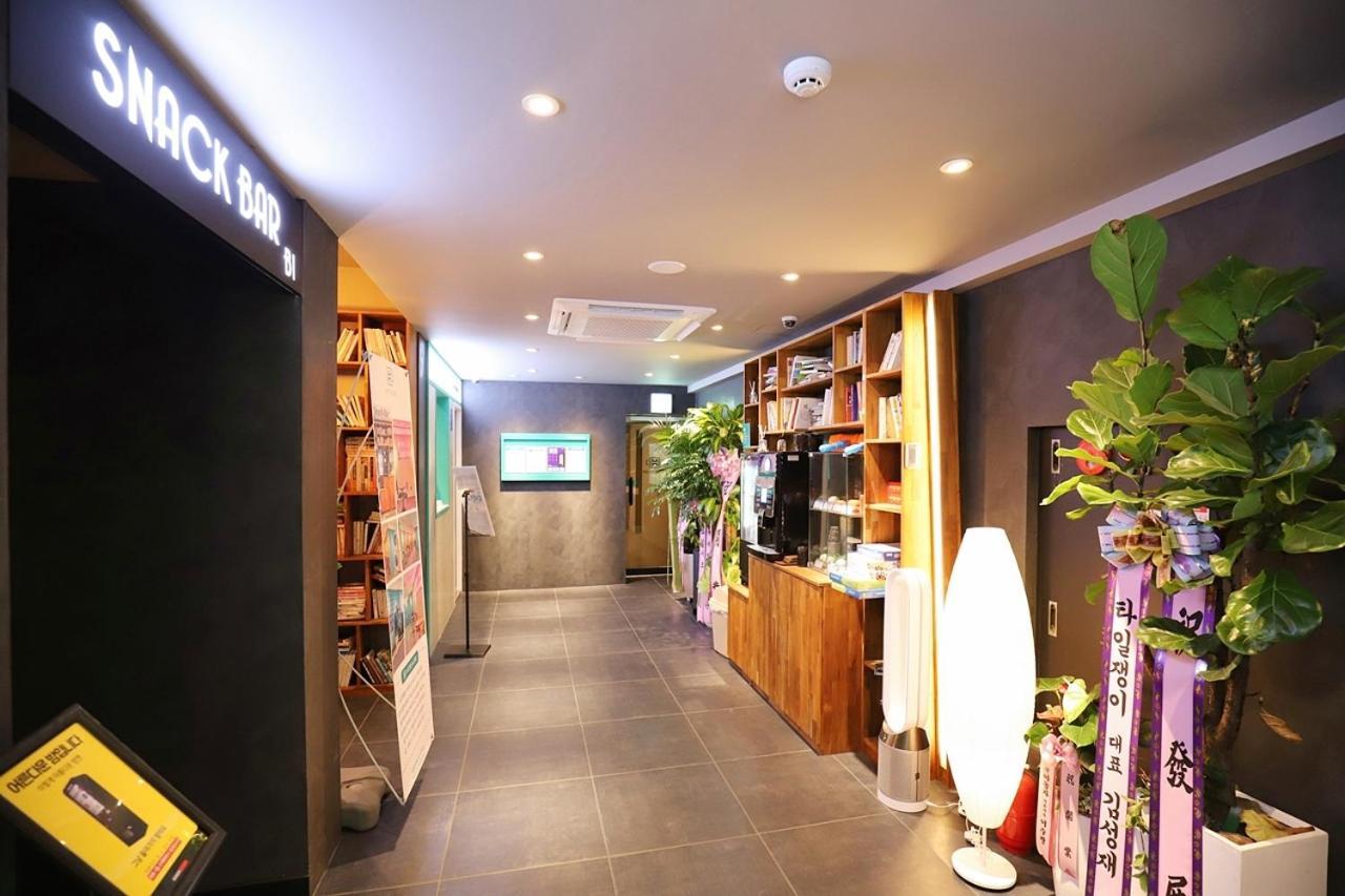 Hotel In Cafe Doksan Seoul Exteriör bild